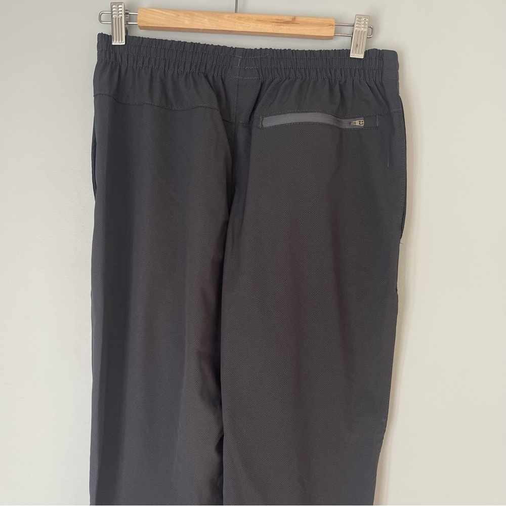 Men’s New Balance Athletic Pants Workout Lightweight Sporty - Picture 5 of 7